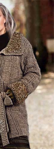 Как связать спицами вязаное пальто на осень своими руками